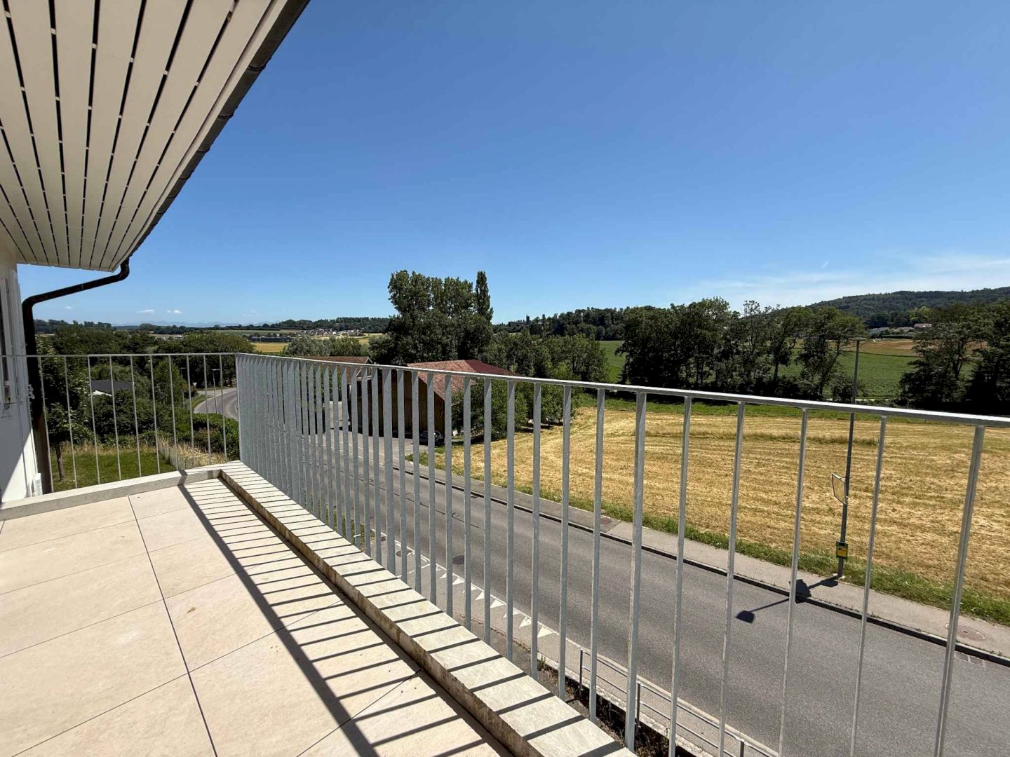 Rénovation totale, magnifique appartement neuf situé au 1er étage