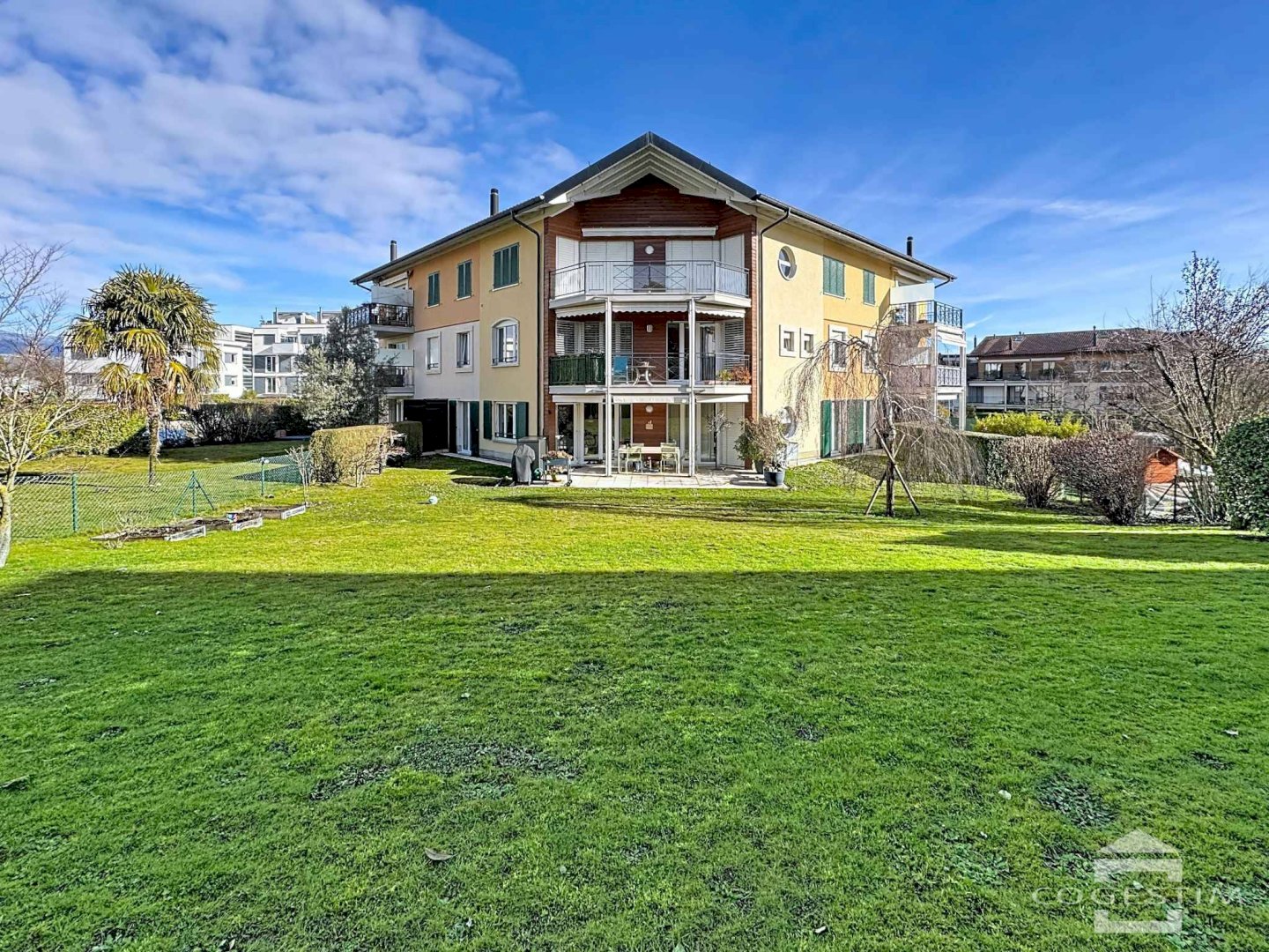 Magnifique duplex en attique de 6.5 pièces