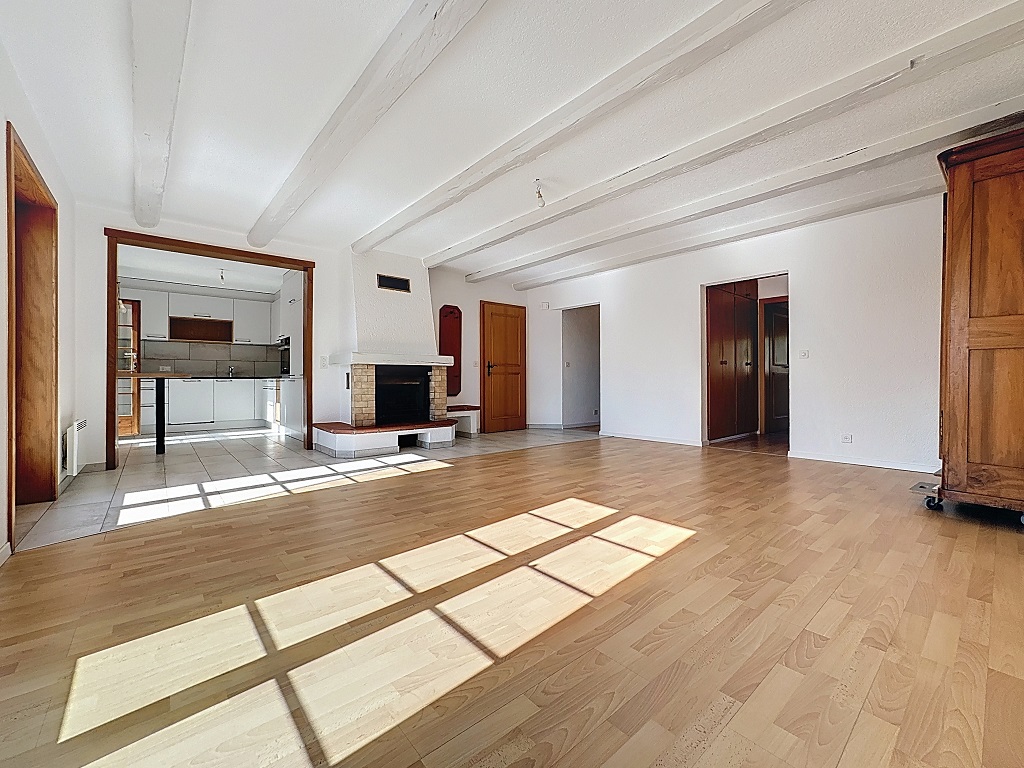 Magnifque appartement de 3,5 pces au rez, avec terrasse et jardin