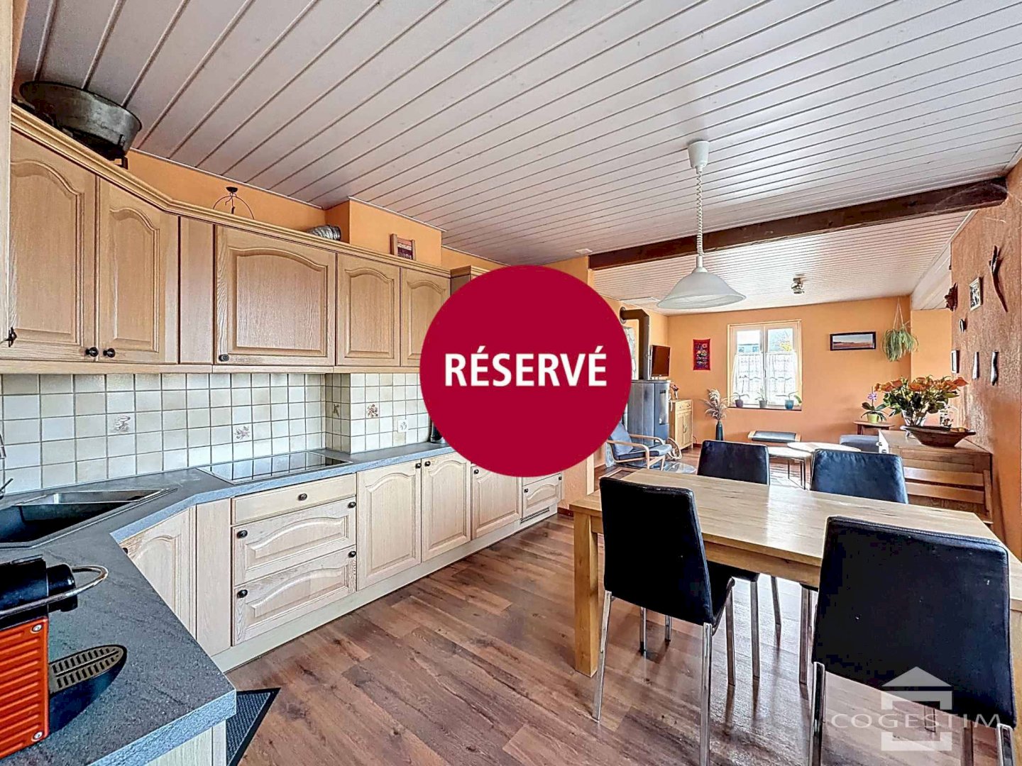 Maison individuelle avec jardin et dépendances