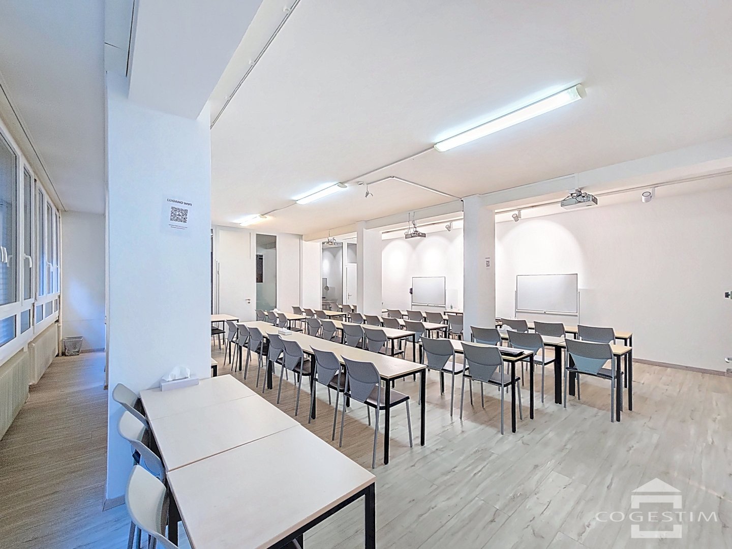 Surface commercial d&rsquo;environs 130m2