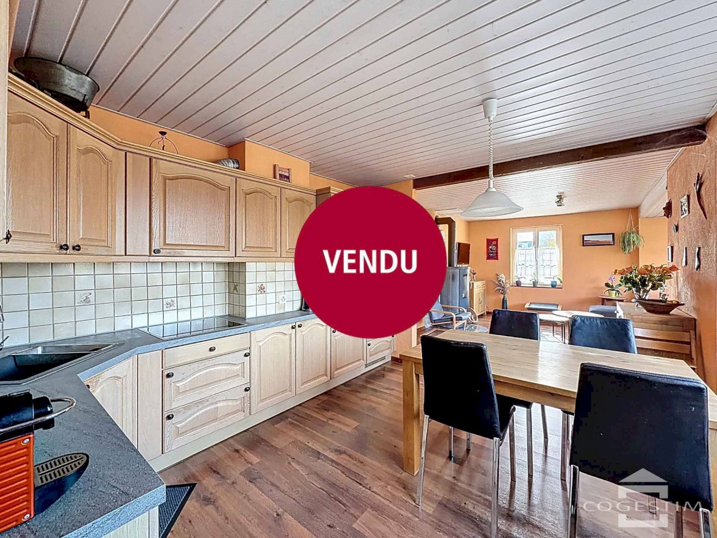 Maison individuelle avec jardin et dépendances