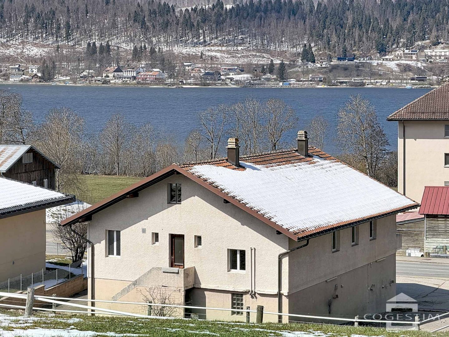 Opportunité d&rsquo;investissement : 
Maison avec potentiel de développement