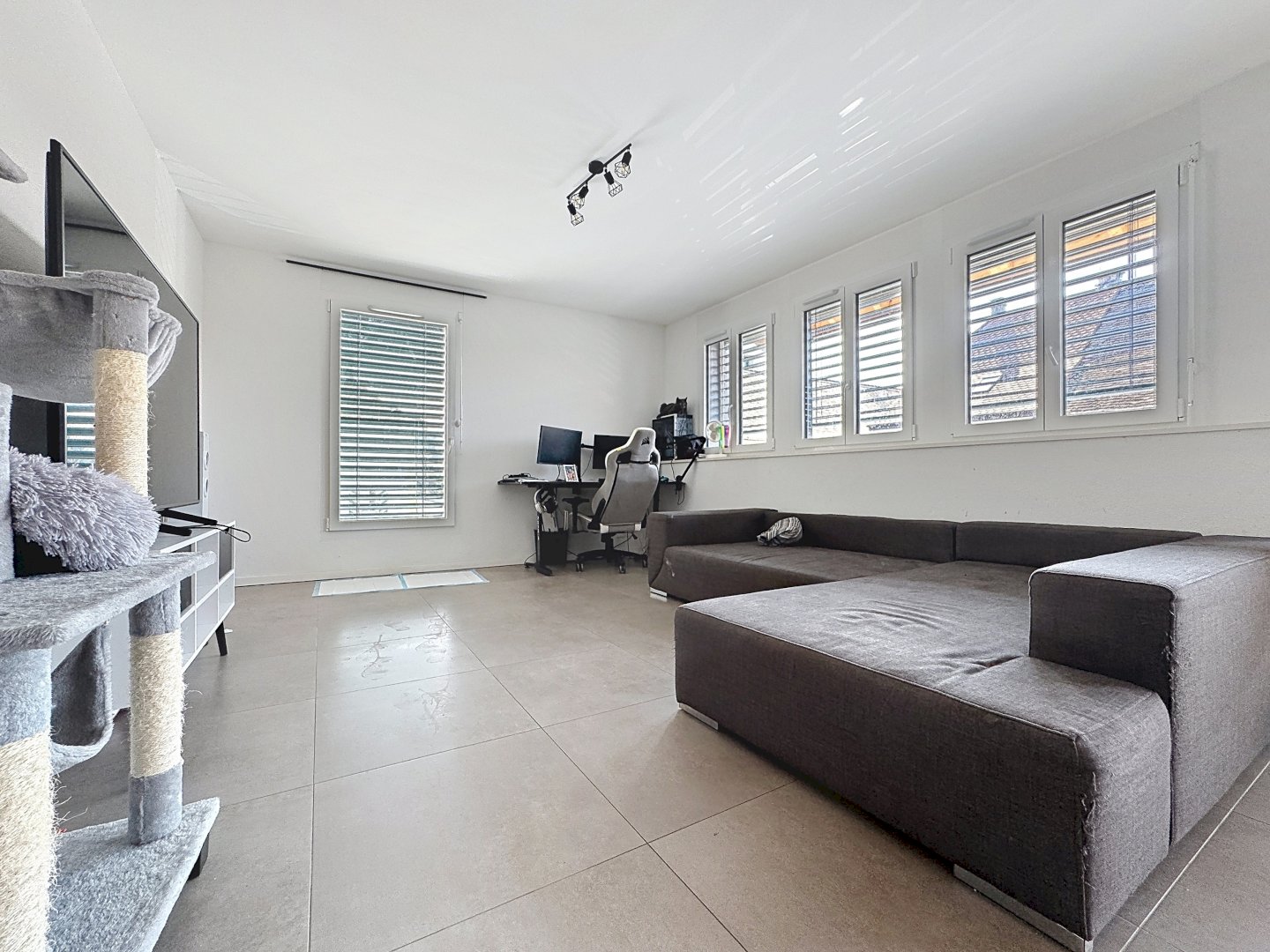 Bel appartement de 3.5 pces au 1er étage