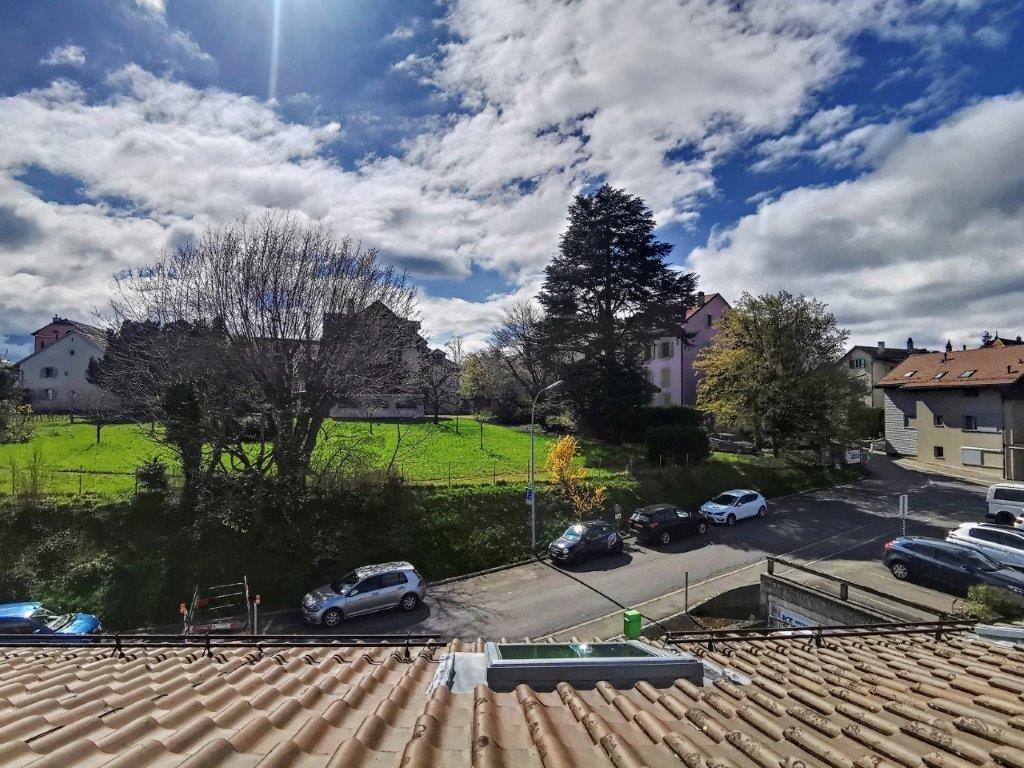 Charmant appartement de 3,5 pièces au 1er étage dans un quartier calme