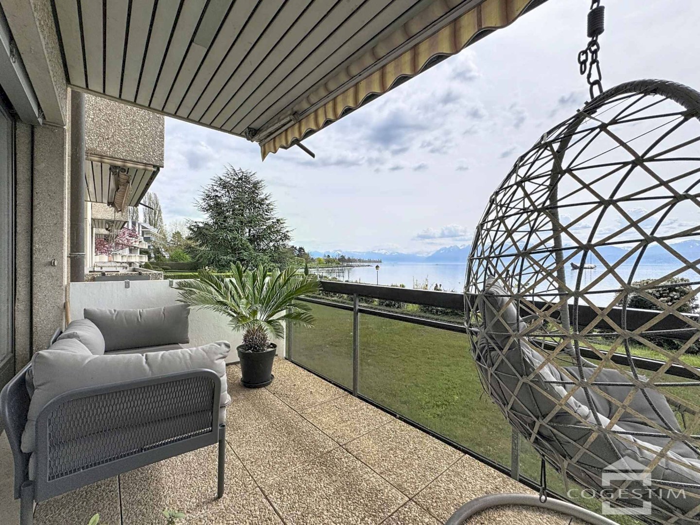 Magnifique appartement de 3.5 pièces « les pieds dans l&rsquo;eau »