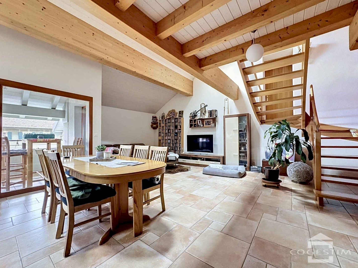 Magnifique appartement de 5.5 pièces, en duplex, proche de Morges