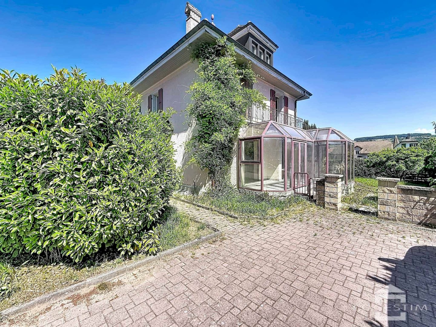 Belle villa mitoyenne de 5.5 pièces