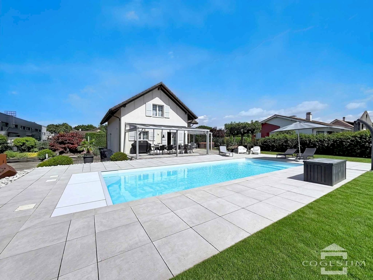 Villa individuelle de 5.5 pièces 
avec piscine