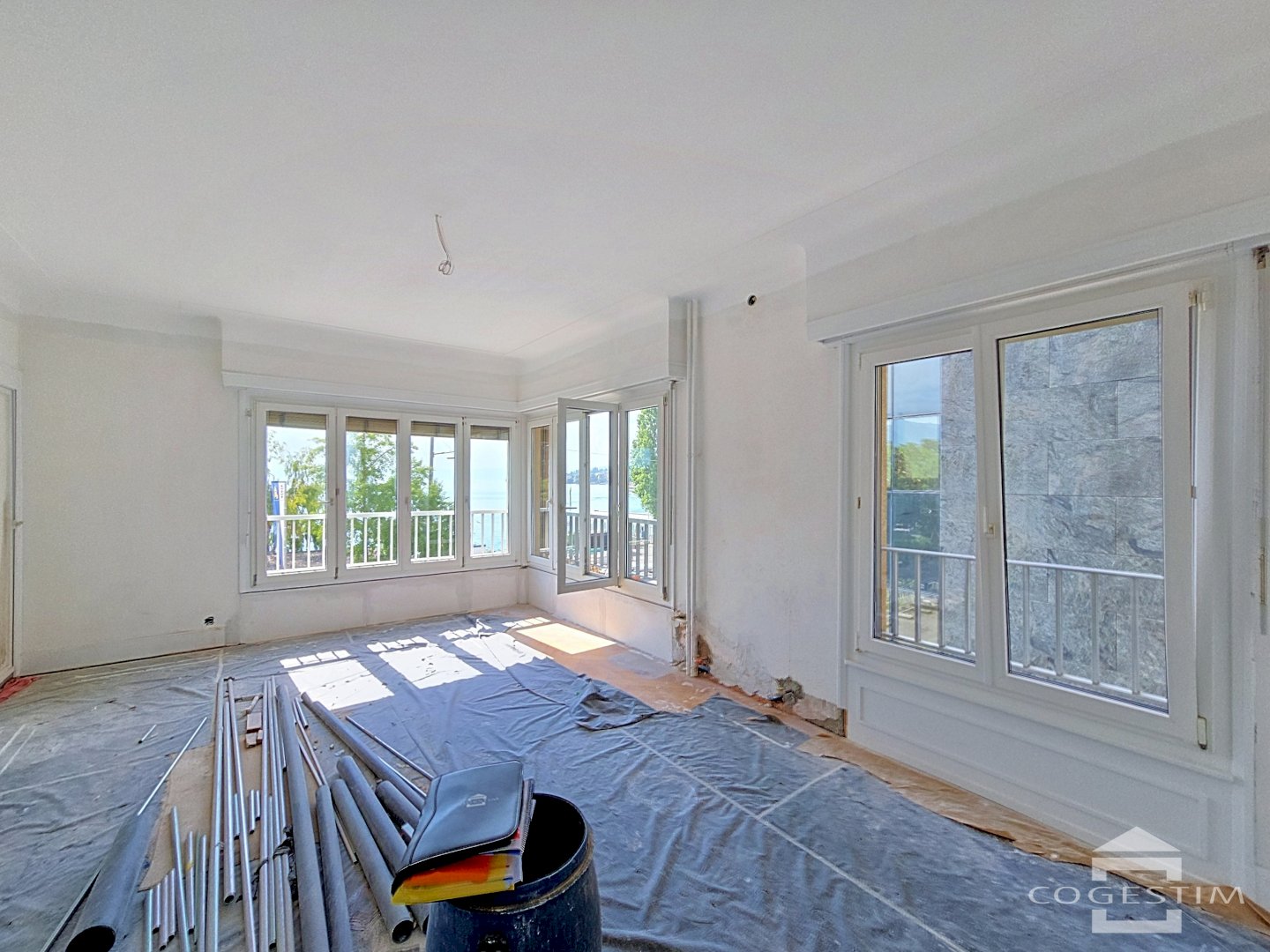 Rénovation complète – Appartement de 6.5 pièces ~186 m2 à Montreux, vue lac