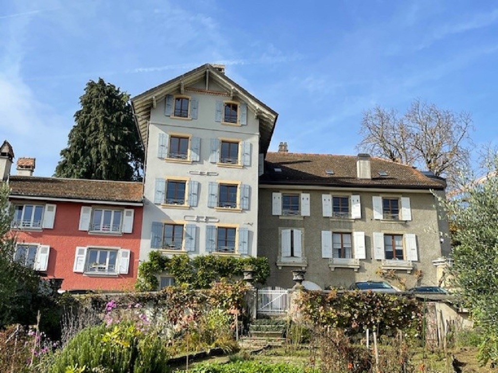 Appartement de 3.5 pièces lumineux avec vue sur le lac