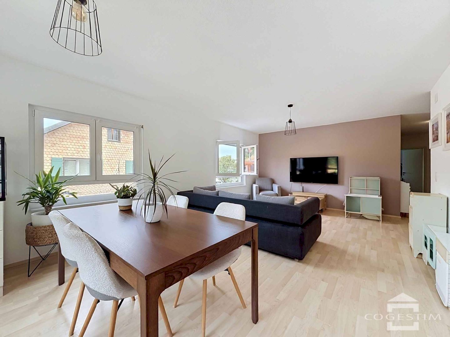 Appartement de 4.5 pièces 
au centre du village de Gimel