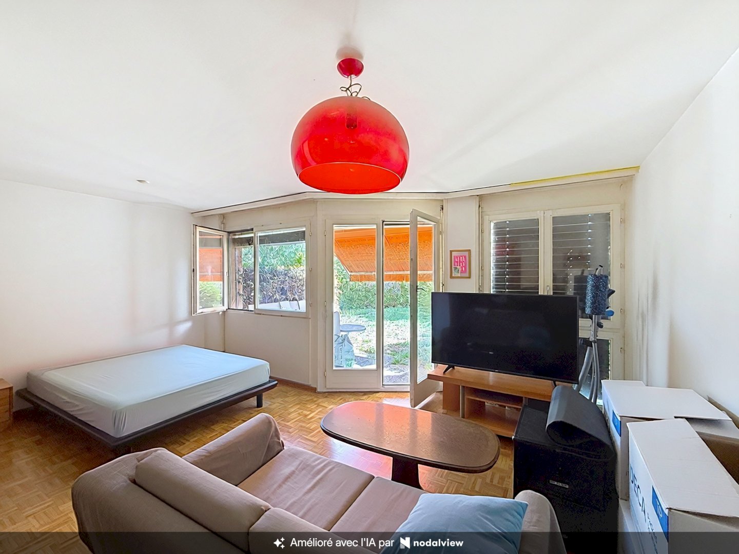 Spacieux studio au rez-de-chaussée avec terrasse