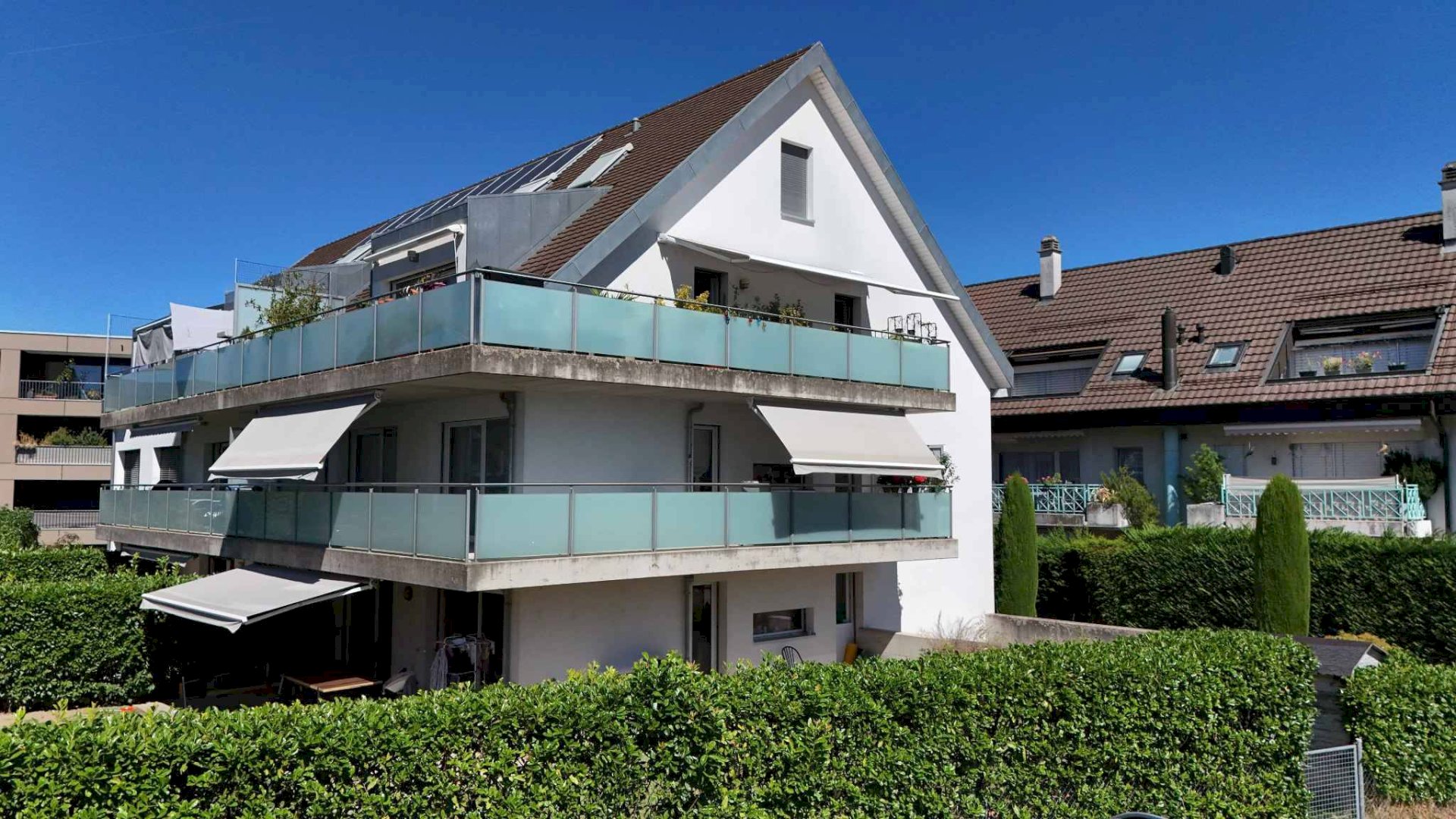 Appartement lumineux avec grand balcon et local en sous-sol