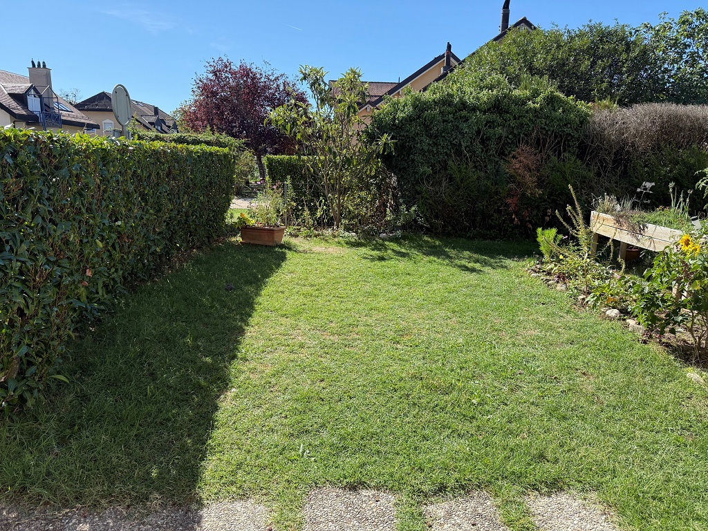 Au coeur d&rsquo;un quartier résidentiel un appartement de 2 pièces avec jardin