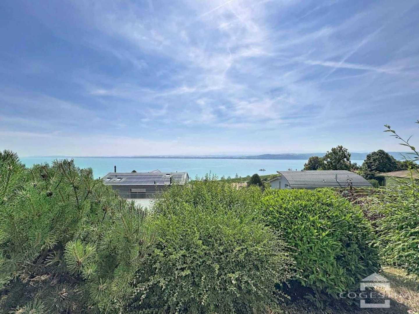 Maison individuelle de 4.5 pièces avec terrasse et studio indépendant