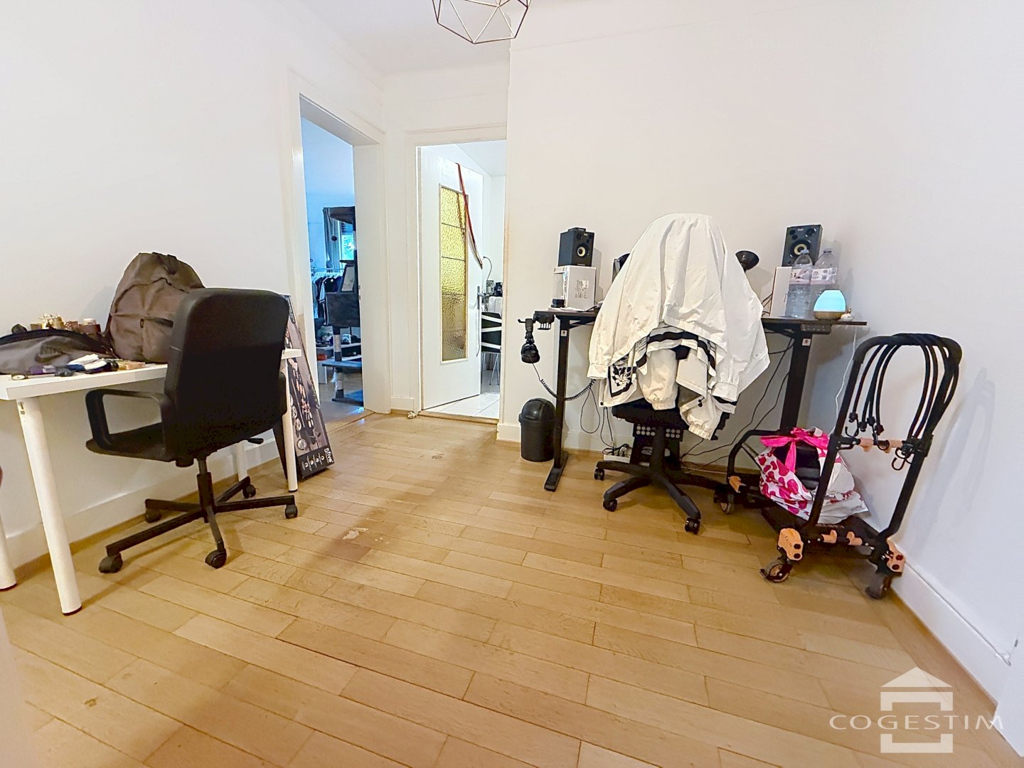 Grand studio disponible dans les hauts de Lausanne