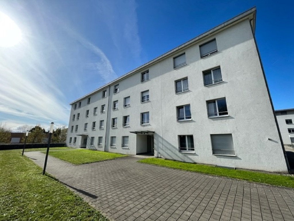 Agréable appartement de 4 pièces au rez-de-chaussée